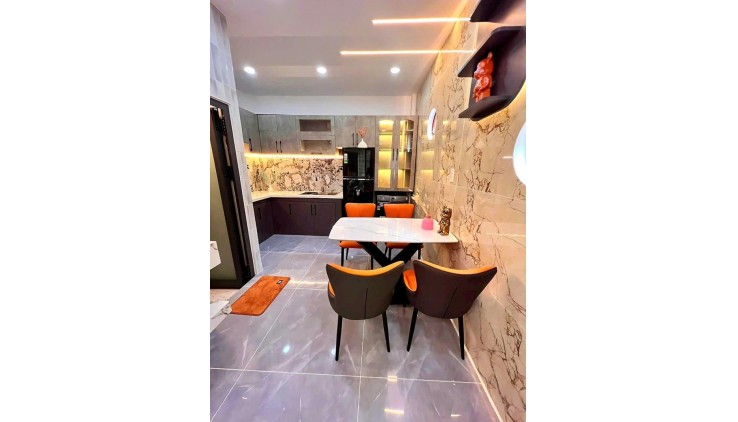 Bán Nhà Dương Quảng Hàm 30m2, Nhà Mới Ở Ngay Nhỉnh 3 Tỉ